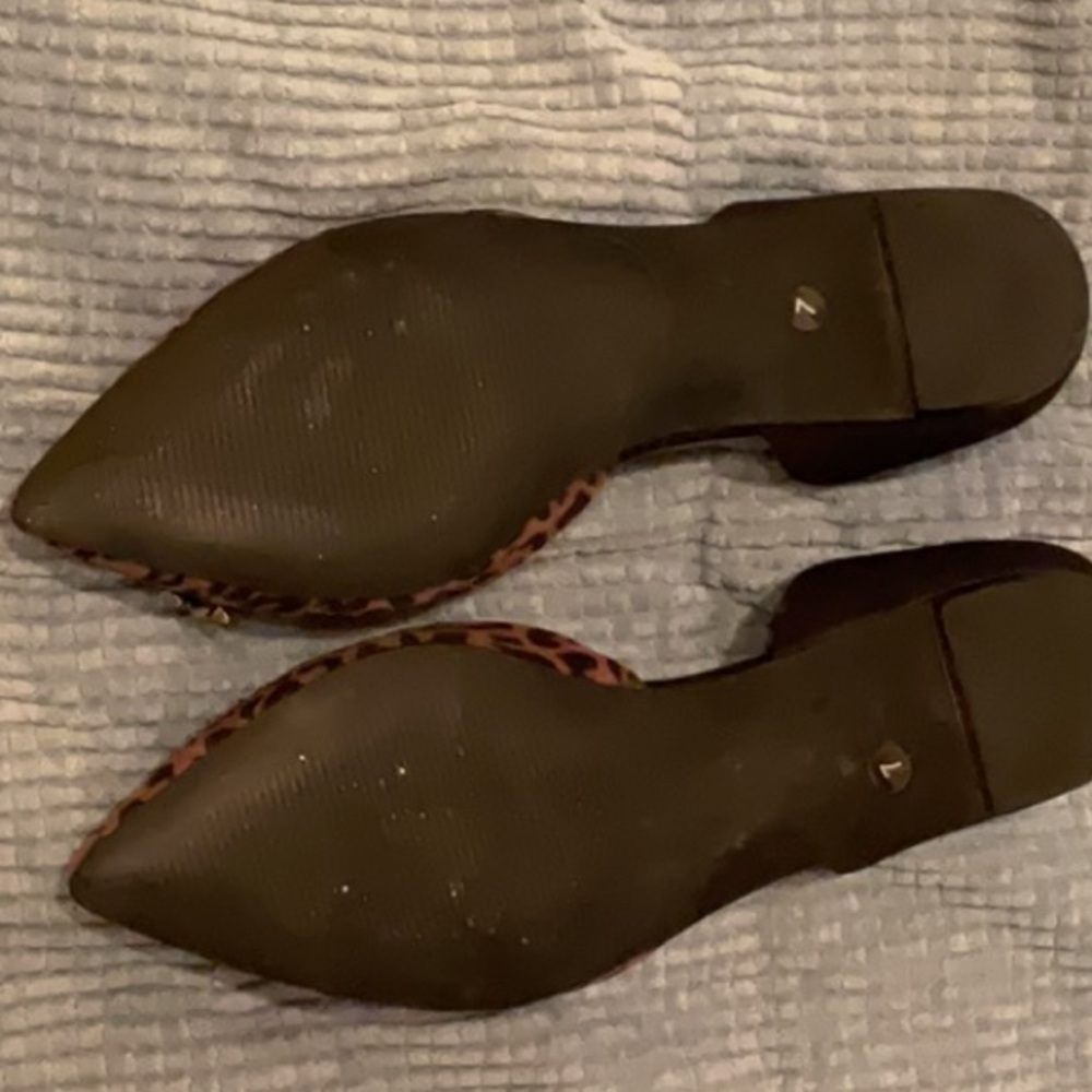 💋Chico's Brown and Black Flats with Pointed Toe and Side Cutout💋 BLING sz 7 - Picture 2 of 3